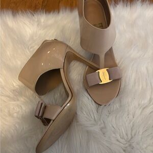 Elegant Beige Women's Heels